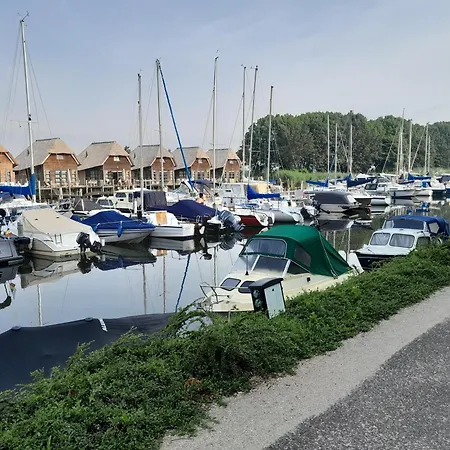 An Der Grenze Zwischen Brabant Und Zeeland * De Heen